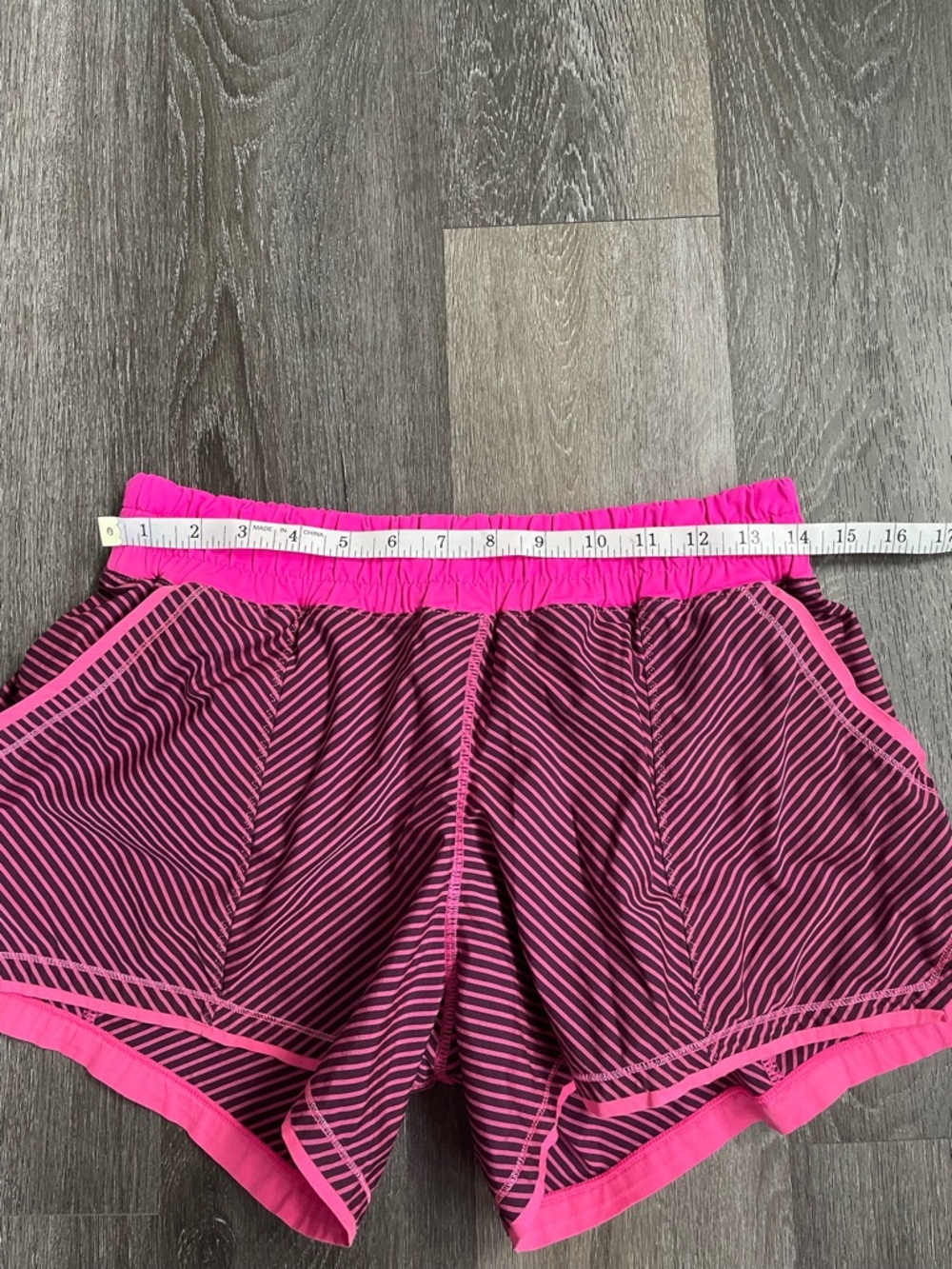 Lululemon Shake & Break Short Hyper Stripe Raspberry Glow Light Pink Purple - Picture 10 of 10